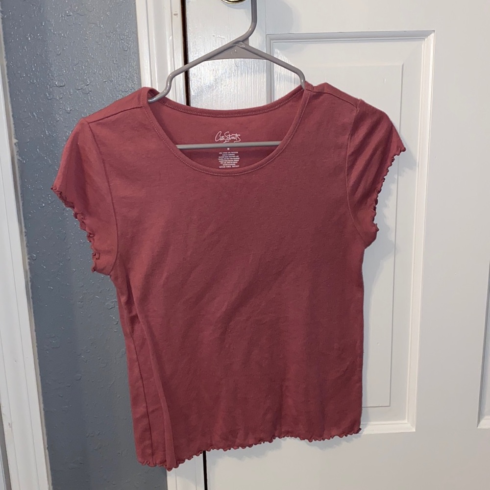 Super cute rose colored top!